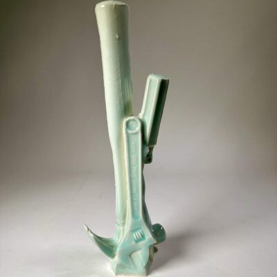 Tool Vase in Jaleh Green